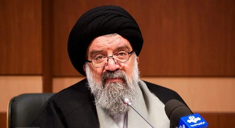 سیداحمد خاتمی: شعار "مرگ بر امریکا" باید در گینس ثبت شود