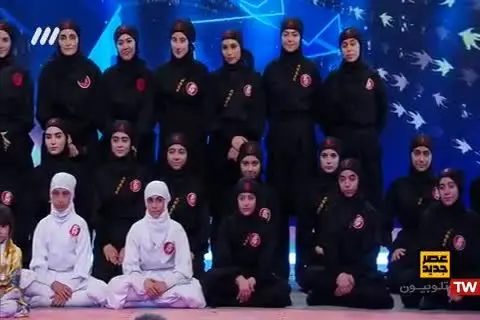 (ویدیو) اجرای جذاب و دیدنی گروه دختران نینجا در نیمه نهایی عصرجدید
