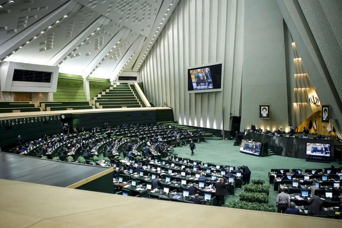 تکلیف ۱۲۰۰ هزار میلیاردتومانی دولت