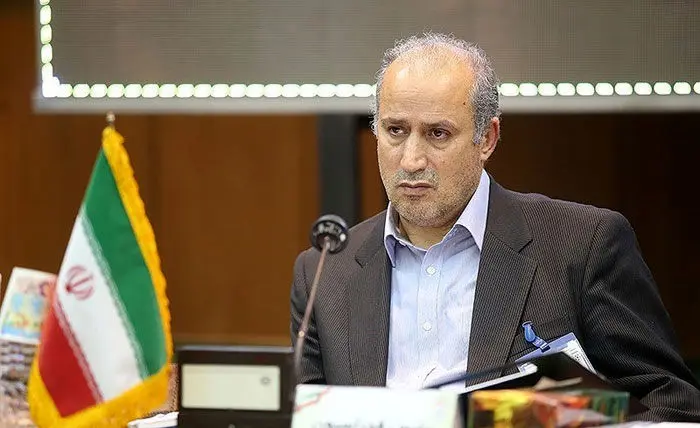 فوتبال ایران در برزخ؛ چرا لیگ برتر آغاز نمی‌شود؟