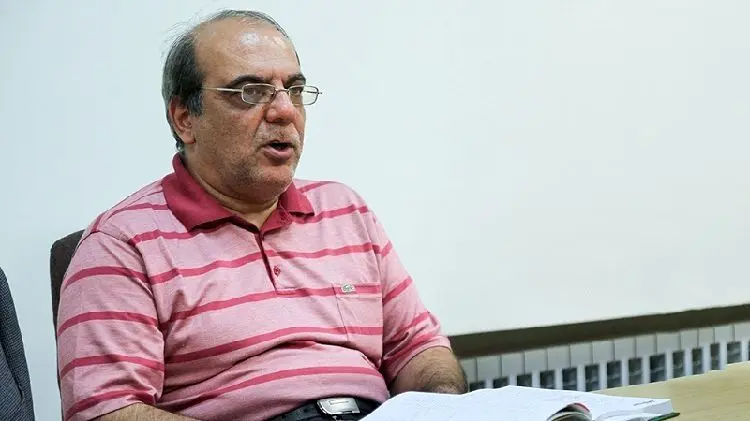 عباس عبدی: پلیس را نباید مامور برخورد با بدحجابی کرد
