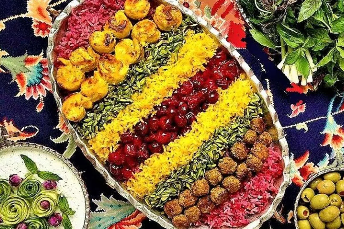 طرز تهیه آلبالو پلو خاص و مجلسی با فیله مرغ و گوشت قلقلی