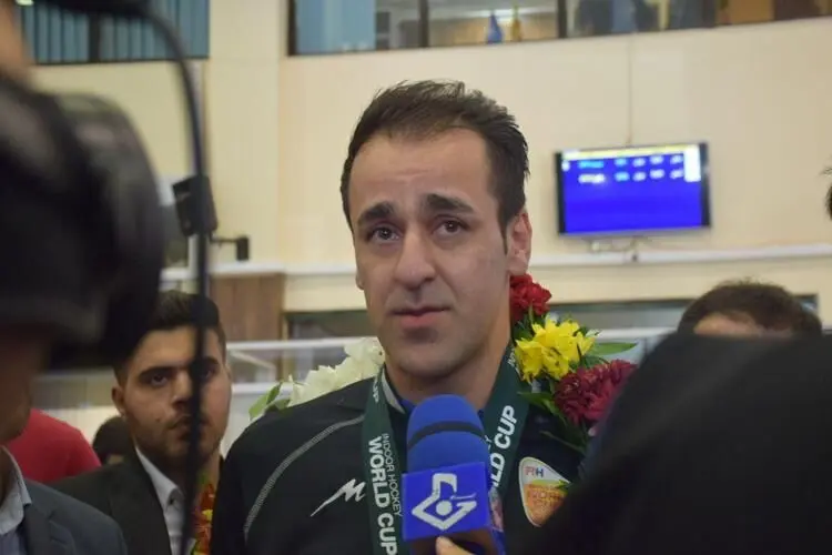 قول آذری جهرمی برای حل مشکل گلر تیم ملی
