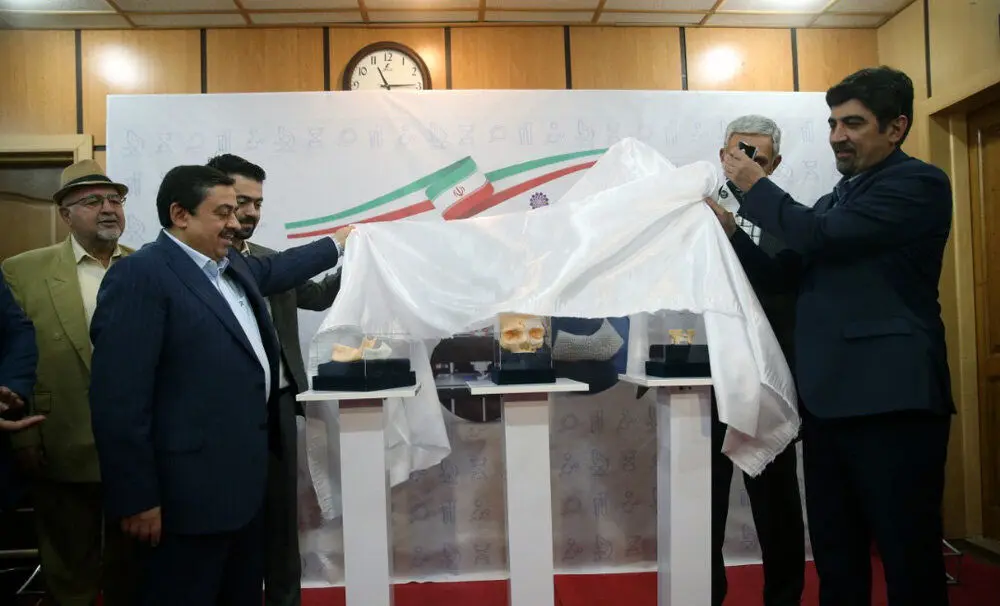 (تصاویر) رونمایی از استخوان مصنوعی ساخته شده با پرینتر ۳ بعدی