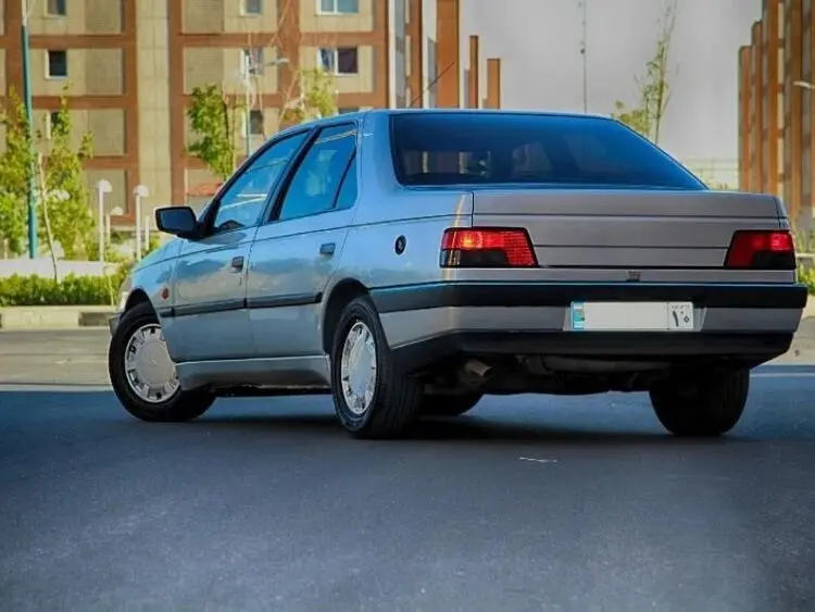 قیمت پژو ۴۰۵ GLX در بازار دست دوم‌ها؛ ۴۰ تا ۶۵ میلیون تومان