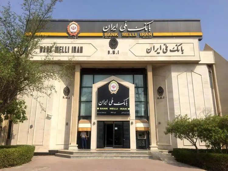 ماجرای مسدود شدن حساب تعدادی از مشتریان بانک ملی چیست؟