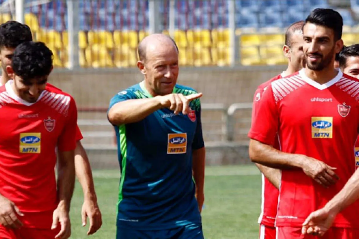 نقل و انتقالات لیگ برتر؛ از خریدهای بحث برانگیز پرسپولیس تا توپ پُر تراکتور