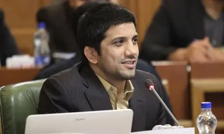 علیرضا دبیر تائید صلاحیت شد / امیر خادم پشت در ماند