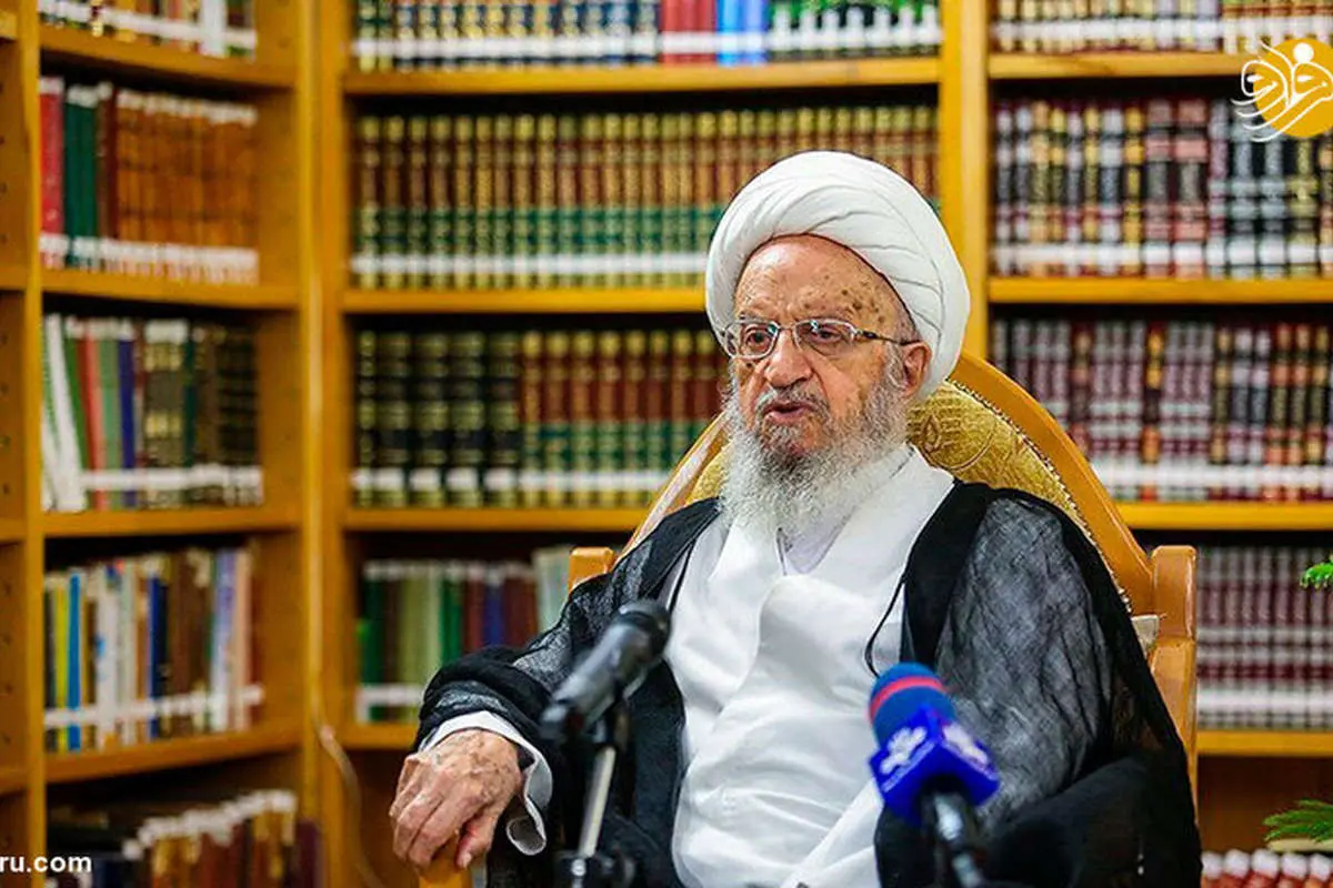 آیتالله مکارم: شکایت مهریه عدهای را گرفتار کرده است