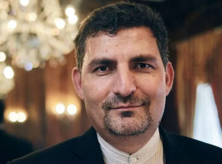 تکذیب فضاسازی درباره آمادگی ایران برای مذاکره موشکی