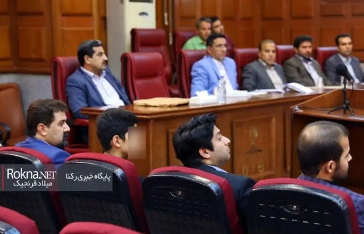 عکس‌های شطرنجی پسر میترا استاد در دومین جلسه دادگاه نجفی!