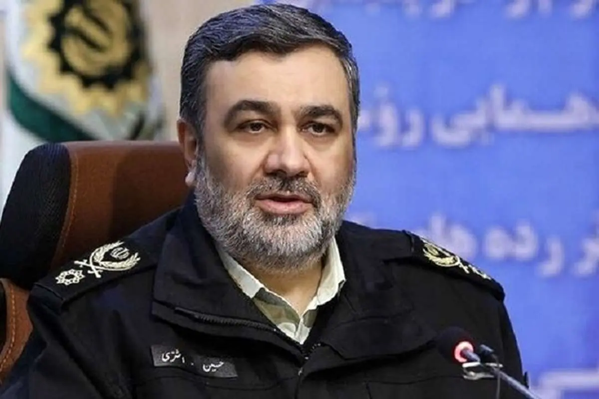 فرمانده ناجا: ۳۰۰ هزار پیامک کشف حجاب در خودرو ارسال شد