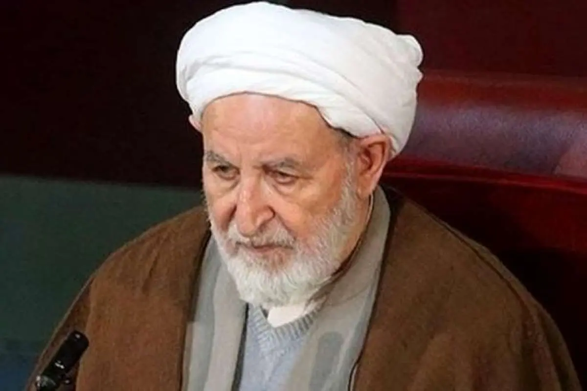 آیتالله یزدی: میگویند من چند پمپ بنزین و کارخانه دارم