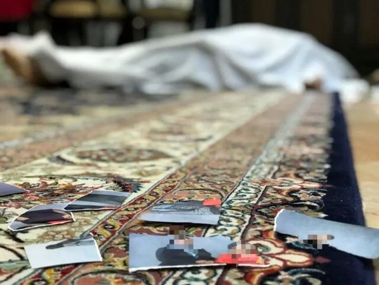 (عکس) قتل هولناک در تهران؛ مرد ۴۶ ساله با بند کیف همسرش را خفه کرد!