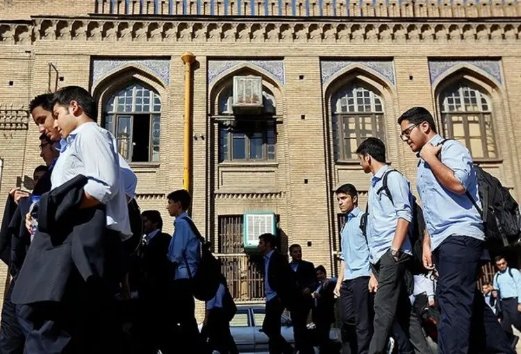 صفر درصد سهم دانش‌ آموزان مدارس عادی در نفرات برتر کنکور!