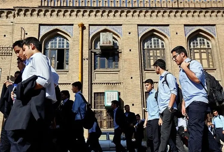 صفر درصد سهم دانش‌ آموزان مدارس عادی در نفرات برتر کنکور!