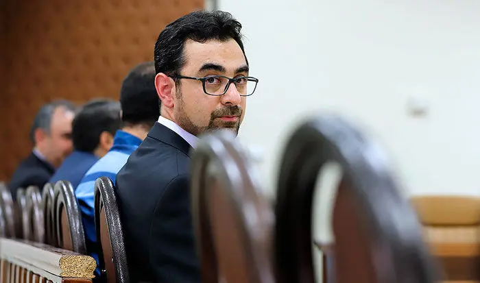 ابهام‌های تازه در پرونده اخلال ارزی؛ سالار آقاخانی کیست و کجاست؟