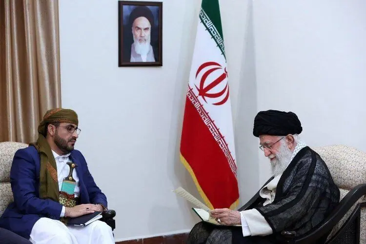 (تصاویر) چرا عبدالسلام در دیدار با رهبر انقلاب خنجر داشت؟