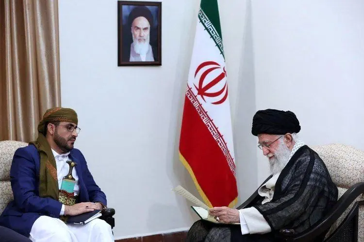 (تصاویر) چرا عبدالسلام در دیدار با رهبر انقلاب خنجر داشت؟