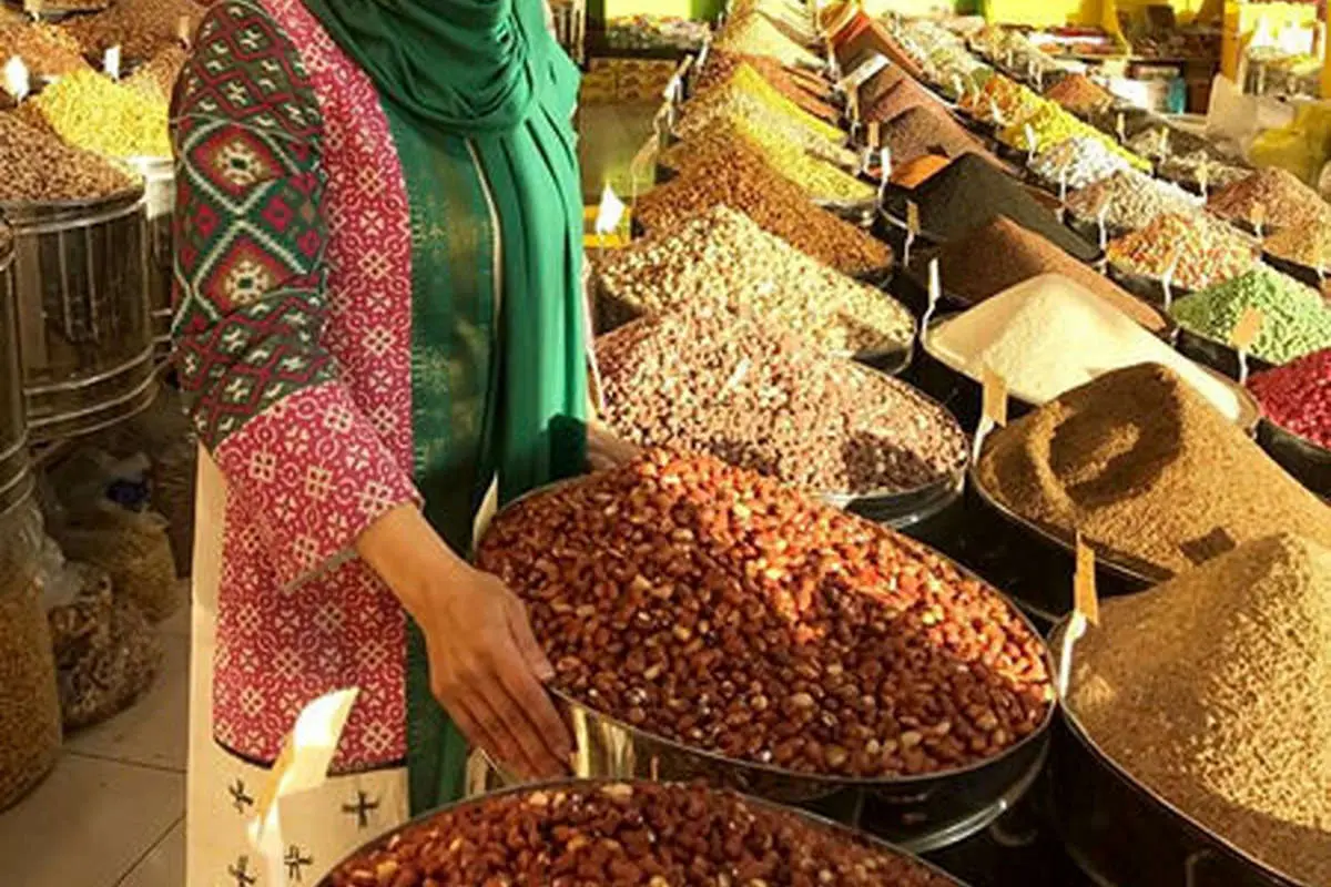 تصویری از فریبا کوثری در پایتخت آجیل ایران