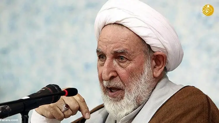ماجرای پرحاشیه جدال لفظی آملی لاریجانی و یزدی