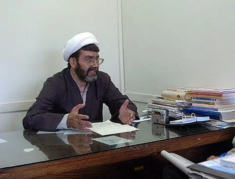 "۹۸ درصد روحانیون زیر خط فقر هستند"