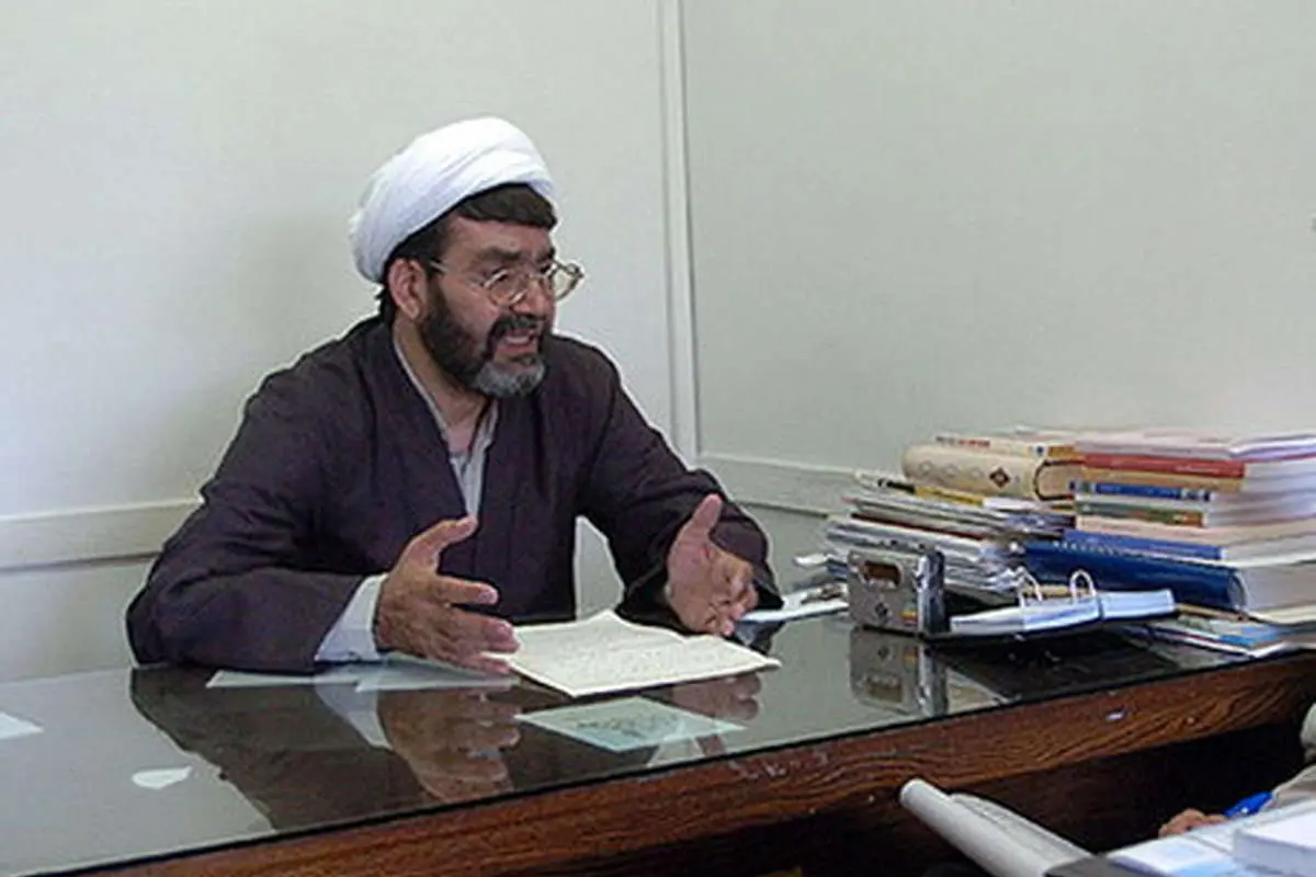 "۹۸ درصد روحانیون زیر خط فقر هستند"