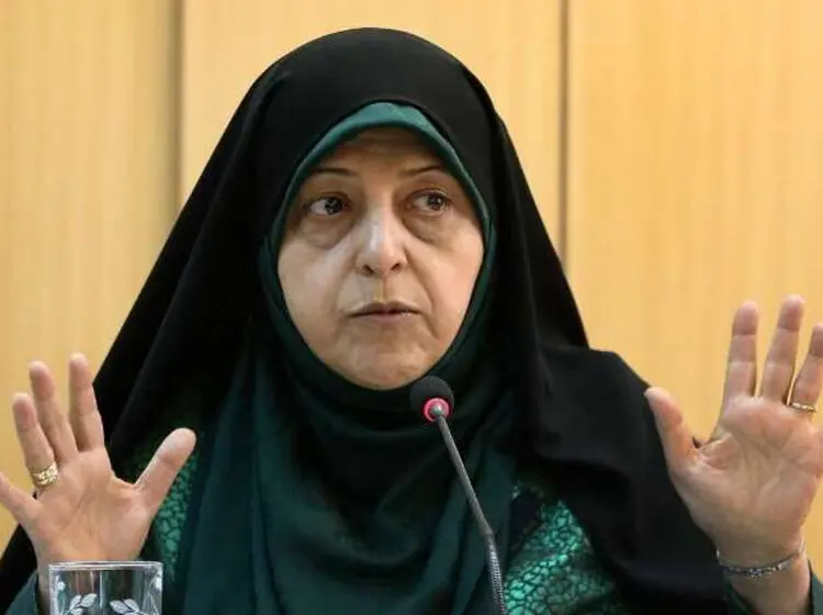 ابتکار: از هفته گذشته پیگیر وضعیت «دختر آبی» بودیم