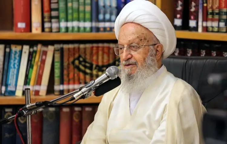 توصیه آیت الله مکارم به عزاداران، بجای قمه زنی خون اهدا کنید