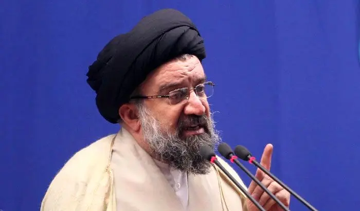 احمد خاتمی: فضای مجازی قتل‌گاهِ نظام است
