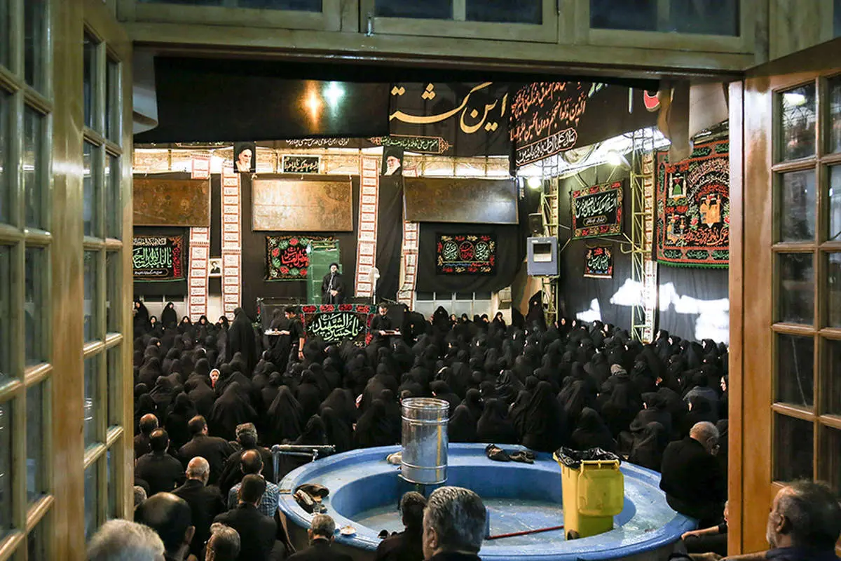 (تصاویر) روضهخوانی سنتی در خانه زرگرباشی اصفهان