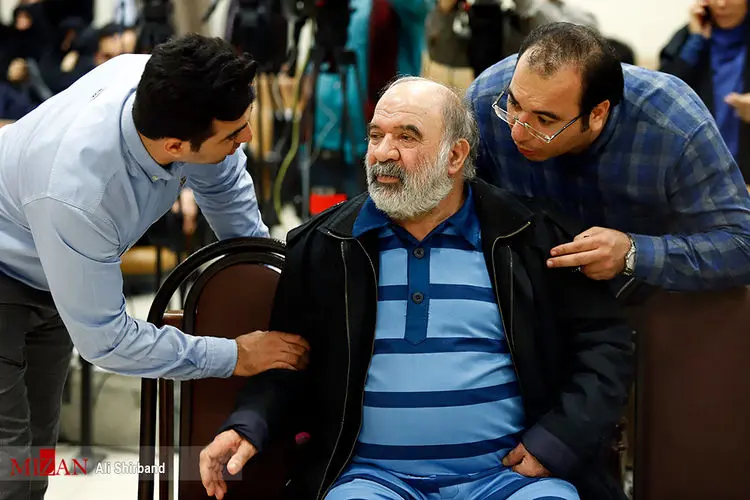 حاج قربانعلی فرخزاد با پنچ کلاس سواد و ۴۴۶ میلیون دلار ارز دولتی!