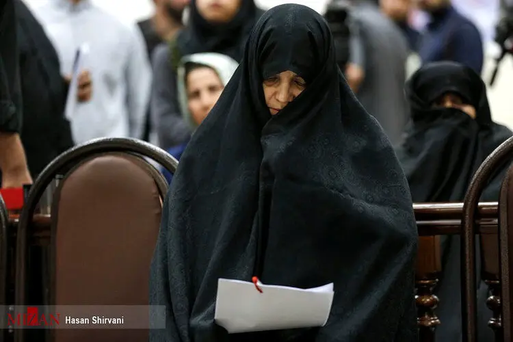 شناسایی 22 حساب شخصی از شبنم نعمت زاده