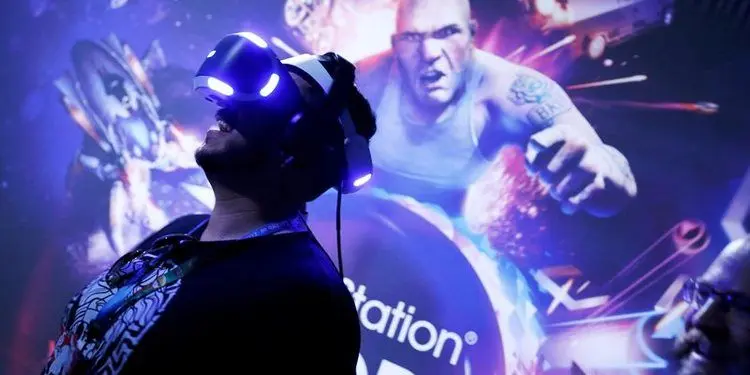 چرا هرگز Playstation VR نمی‌خرم؟