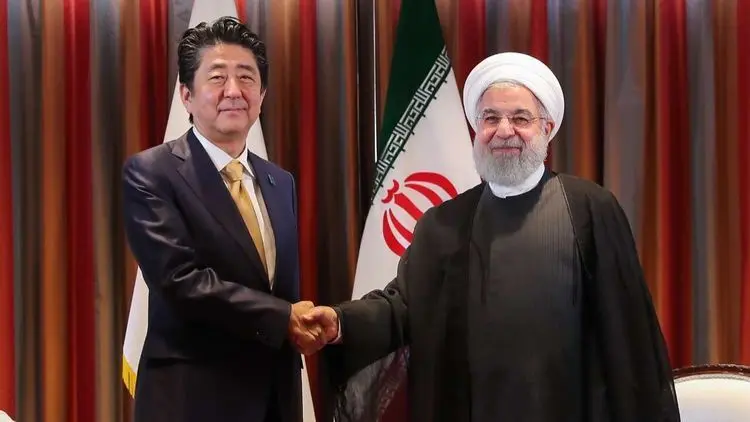 آبه شینزو به زودی با روحانی دیدار می‌کند