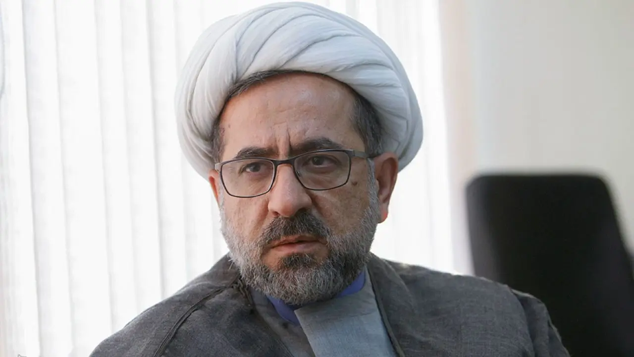 مهدی شیخ: برای تعامل با نظام به مجلس رفتیم/ پارلمان جای فحش دادن نیست