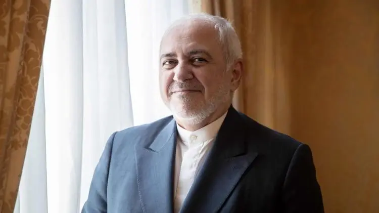 خبرگزاری فرانسه: ظریف برای شکستن بن بست دیپلماتیک وارد فرانسه شده است