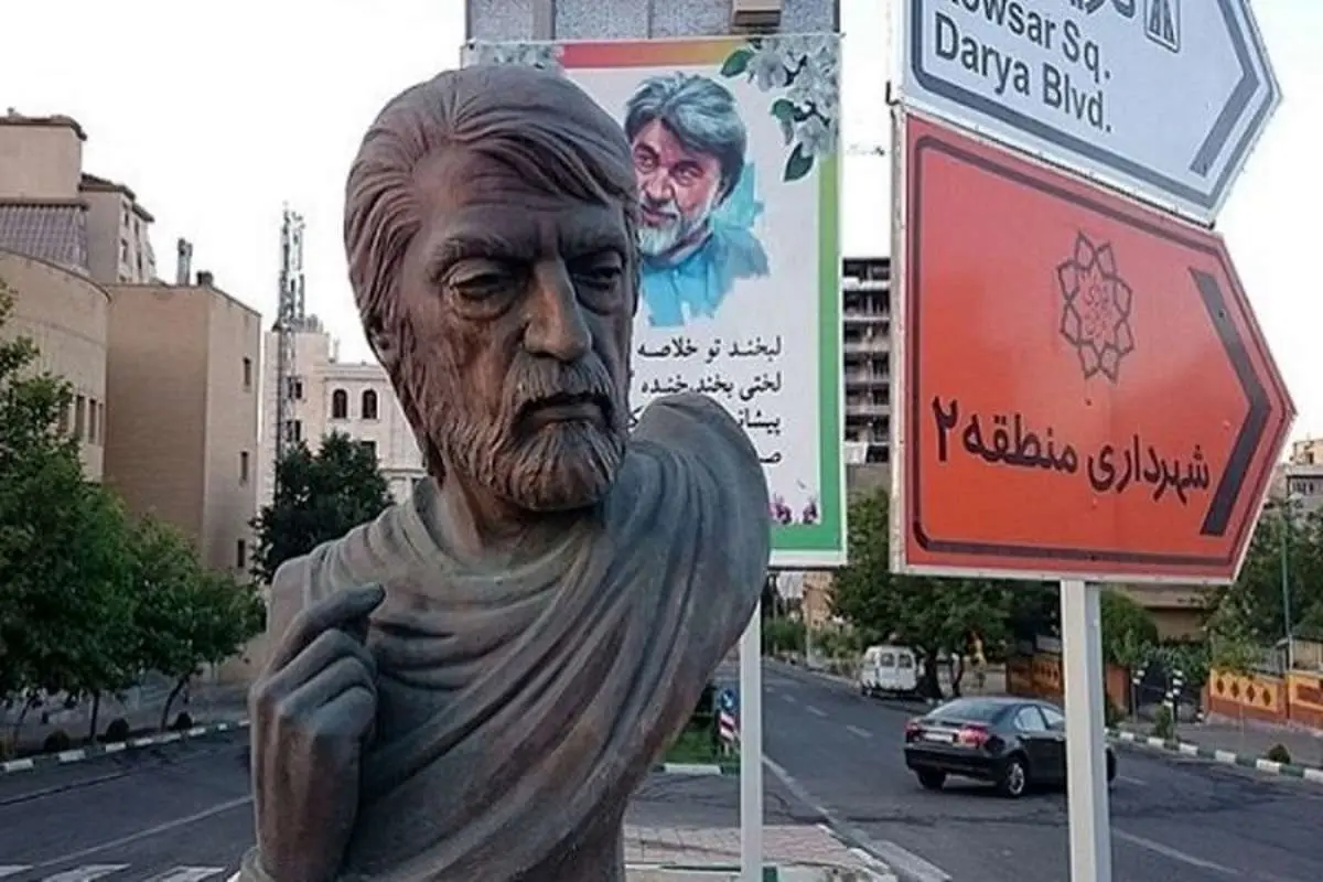 سردیس قیصر امینپور به سرقت رفت!