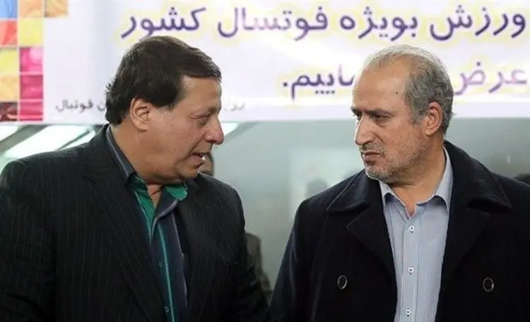 ساکت جبهه بوده و سنش کم است پس ابوالمشاغل فوتبال باشد!