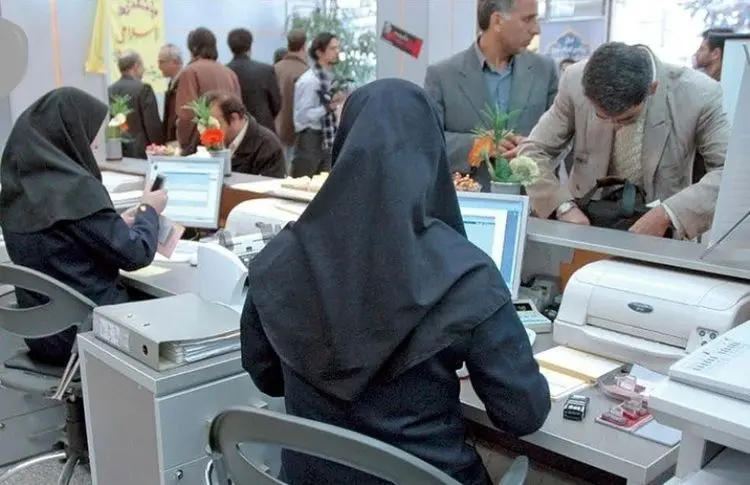 با پس انداز کامل حقوق یک کارمند چه کار‌هایی می‌توان انجام داد؟