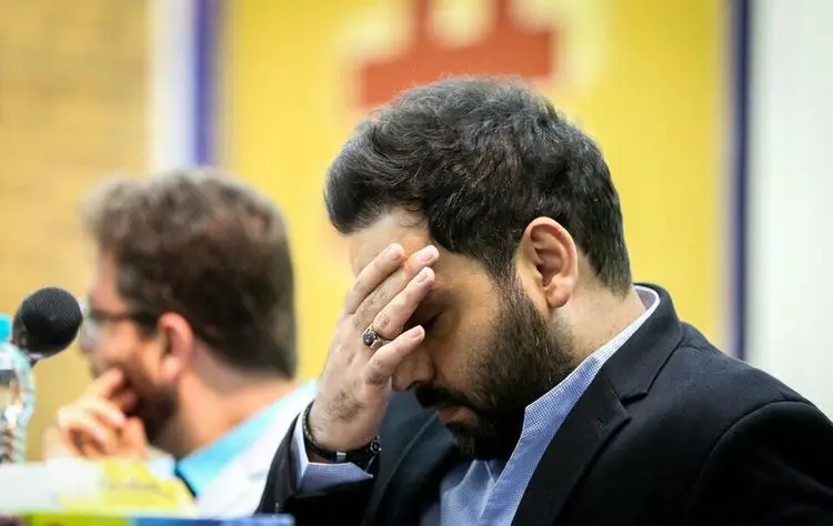 شاکی «عصر جدید» کیست و آیا عصر جدید کپی بوده؟