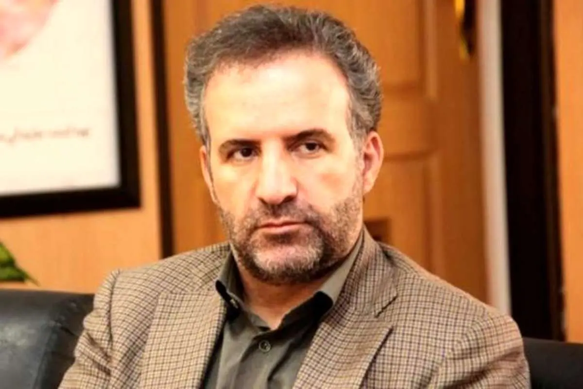 پارسایی: خودروسازها به اندازه یک جنگ به کشور خسارت می‌زند