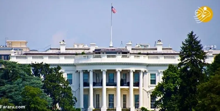 دستیار شخصی ترامپ استعفا کرد