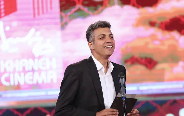 (تصاویر) حضور غافلگیرکننده عادل فردوسی‌پور در جشن خانه سینما