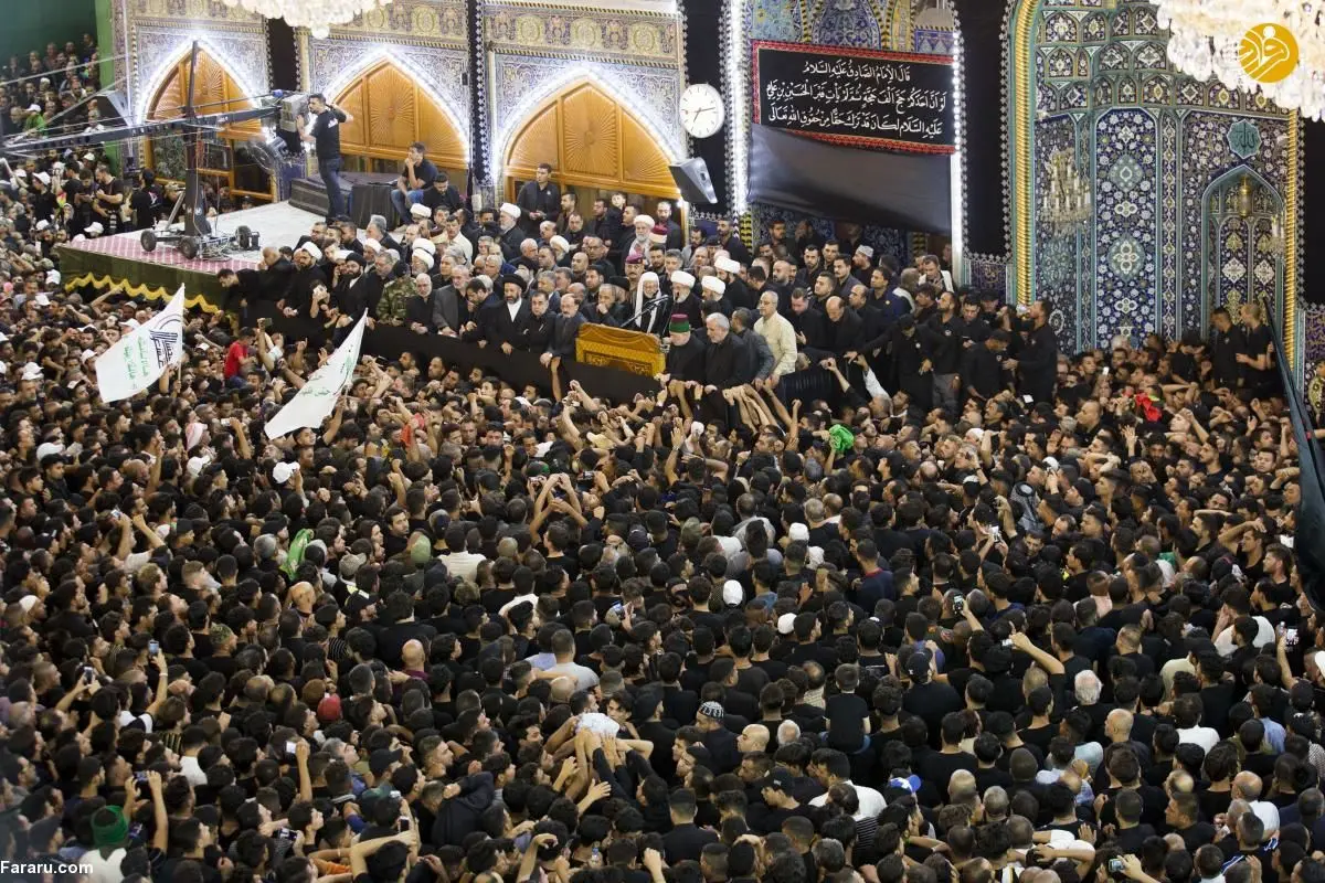 (تصاویر) تعویض پرچم گنبد حرم امام حسین و حضرت عباس
