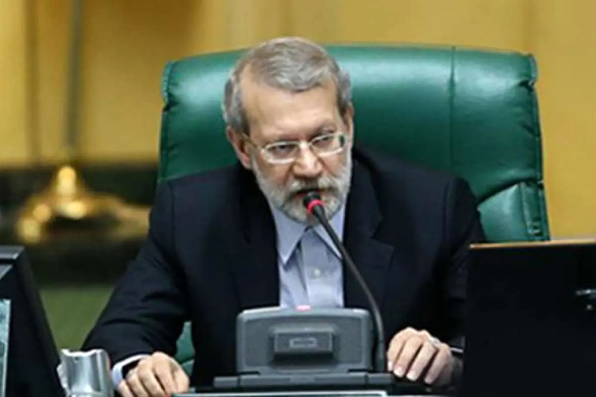 لاریجانی: کار بانکها در اخذ طلب از ضامن وام، اشتباه است
