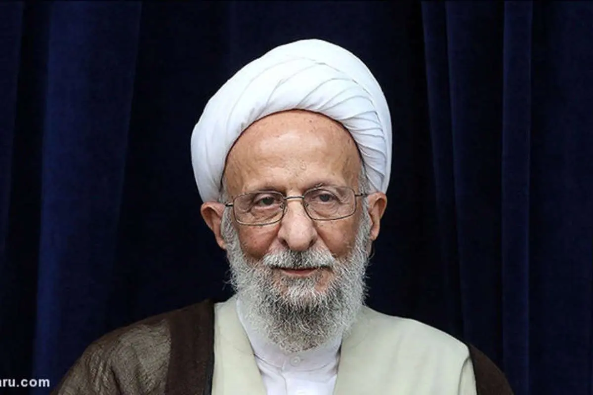 آیتالله مصباح یزدی: آیا دخالت دادن دین در سیاست درست بود؟