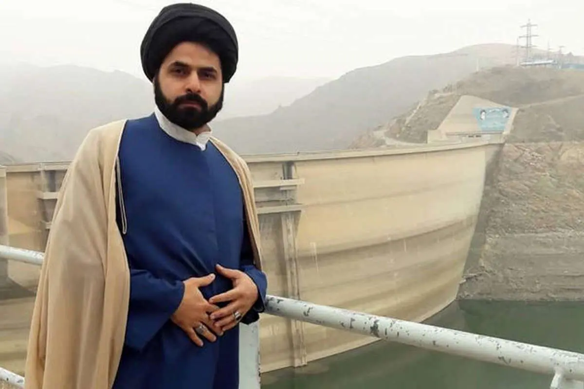 مهدی صدرالساداتی: میخواهند ما را اوت کنند، عقب نمینشینیم