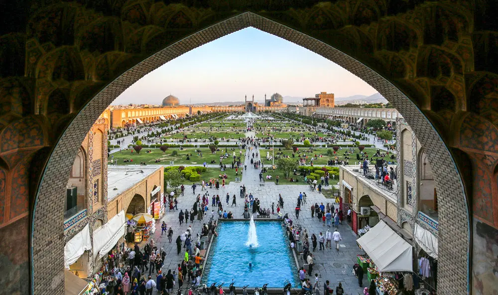 (تصاویر) داربست‌های تاریخی در نقش جهان