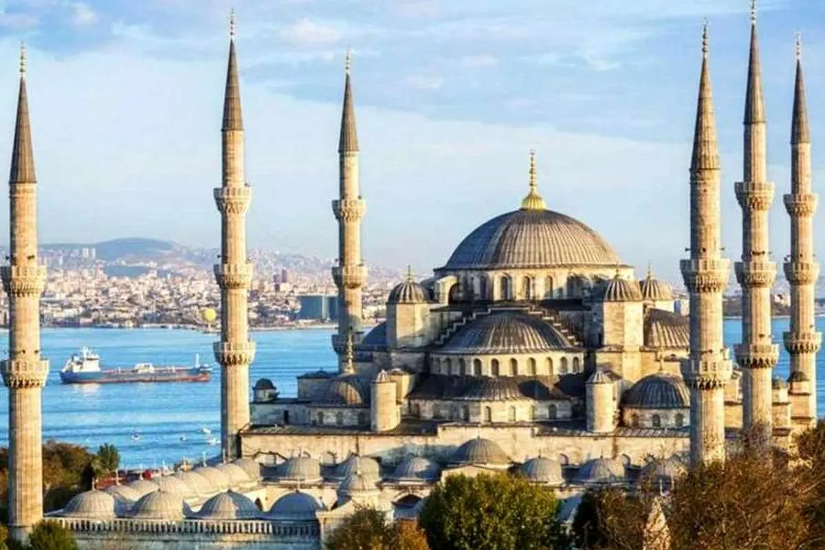 قیمت تور استانبول مهر ۹۸ چقدر است؟